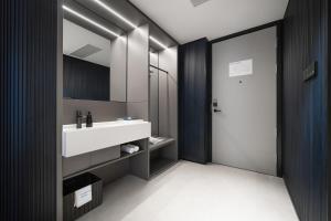 Ένα μπάνιο στο Atour Light Hotel Chongqing Nanbin Road University of Commerce