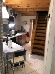 Η κουζίνα ή μικρή κουζίνα στο Maison très bien situé 4 pers