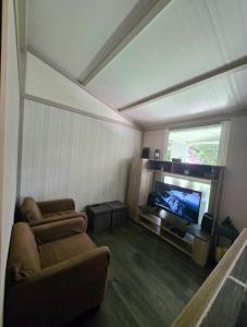 Fotografie z fotogalerie ubytování Chalet en camping bord de mer v destinaci Sorbo-Ocagnano