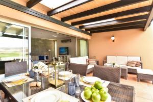 Khu vực ghế ngồi tại Elysium by VillaGranCanaria