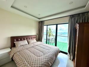 Ένα ή περισσότερα κρεβάτια σε δωμάτιο στο Elegante 4-Zi-Poolvilla mit Strandzugang +18 φωτογραφίες