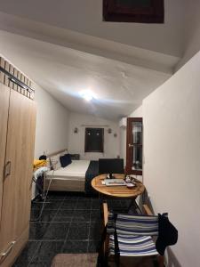 Foto da galeria de Prcanj studio apartments em Prcanj