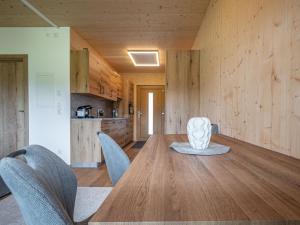 Dapur atau dapur kecil di Apartment Appartement Erwin-2 by Interhome +14 gambar