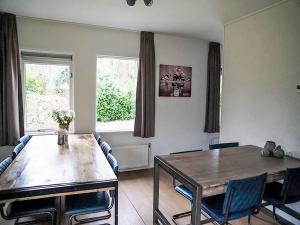 Χώρος καθιστικού στο Holiday Home Specht by Interhome