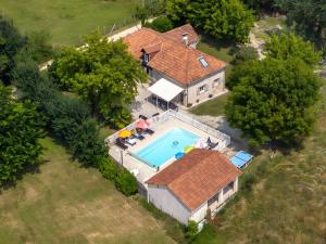 Bazén v ubytování Maison De Charme Avec Sa Piscine nebo v jeho okolí + 37 fotografií