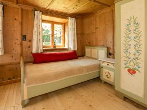 Postel nebo postele na pokoji v ubytování Apartment Typ C by Interhome