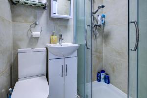 Ένα μπάνιο στο Willmore Hotel