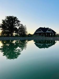 Příroda nedaleko vily