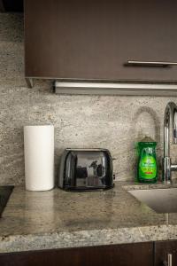 Kuchyň nebo kuchyňský kout v ubytování Elegance In peonies 23 Floor 1Br Free parking + 22 fotografií