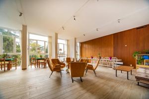 Ruang duduk di Il Nido - Euroresidence Lungolago Garda