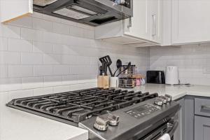 Fotografie z fotogalerie ubytování Luxe 1BR Suite Waverly Charlotte v destinaci Charlotte