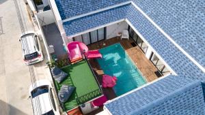 Swimmingpoolen hos eller tæt på Miguel Pool Villa