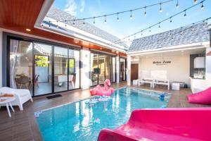 Swimmingpoolen hos eller tæt på Miguel Pool Villa