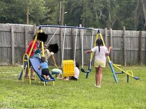 Foto dalla galleria di Charming Country Home, Pool, Pet Friendly a Clewiston