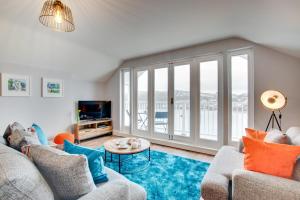 TV a/nebo společenská místnost v ubytování The Loft@Kylgenna