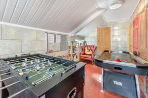 Bilik permainan di Braeburn Lodge