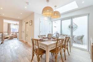 Gallery image of 3 Bed in Appledore oc-t32810 in Appledore