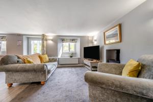 TV a/nebo společenská místnost v ubytování Sunflower - Bude