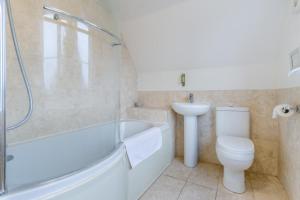 Bilik mandi di Ploughmans Cottage +16 gambar