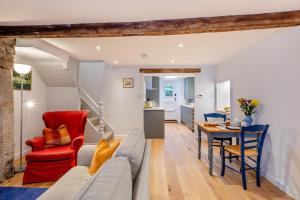 Posezení v ubytování Hart Cottage