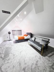 Galeriebild der Unterkunft LIVNEST Apartment Wembley Park in London + 16 Fotos