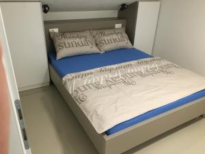 Postel nebo postele na pokoji v ubytování Apartmani Zaton