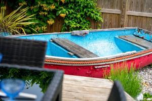 Swimmingpoolen hos eller tæt på Ger y Coed