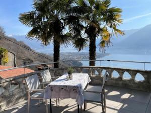 Fotografie z fotogalerie ubytování 1-bedroom holiday home v destinaci Arcegno