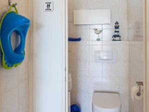 Salle de bains dans l'établissement 1-bedroom holiday apartment 15 autres photos