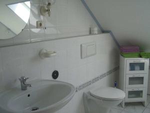Ένα μπάνιο στο Holiday apartment in Kall with swimming pool +20 φωτογραφίες
