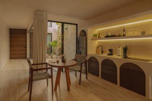 Η κουζίνα ή μικρή κουζίνα στο Unforgetable outing with private pool