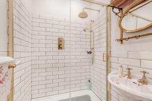 Vannituba majutusasutuses Gazen View Cottage +17 fotot