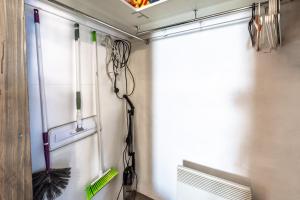 Ένα μπάνιο στο Cozy comfort at 106 Thacker St +8 φωτογραφίες