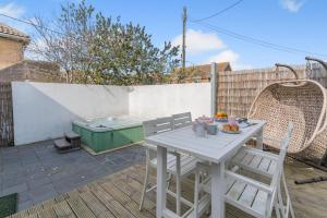 Φωτογραφία από το άλμπουμ του White Water House σε Pevensey