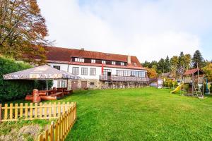 Zdjęcie z galerii obiektu Hotel Krasna Vyhlidka w mieście Stachy