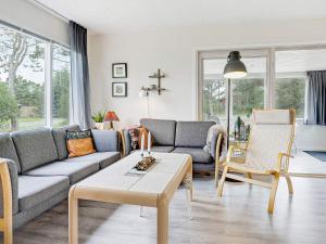 Gallery image of 6 person holiday home in Sæby in Sæby