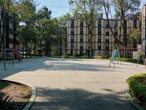 Zona de juegos infantil en Departamento entero en Lomas de Sotelo cerca de Polanco