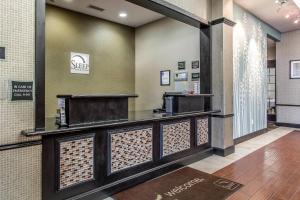a fast food restaurant with a cashier counter at Sleep Inn & Suites West Medical Center in Amarillo +24 photos