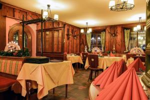 Restaurace v ubytování Post-Hotel