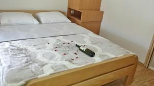 Ένα ή περισσότερα κρεβάτια σε δωμάτιο στο Studio Centar SP