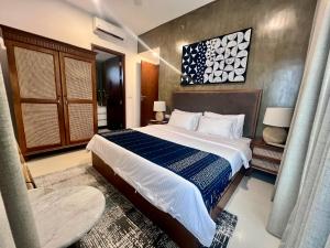 Postel nebo postele na pokoji v ubytování Colombo Skyline Luxury Apartments at Tri-Zen - Pool and Amazing City Views + 234 fotografií