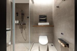 Un baño de Atour Hotel Fuzhou Changle International Airport Seaport City