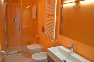 Een badkamer bij A Casa di Nonna Linda B&B