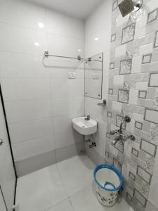 Koupelna v ubytování Hotel P I international + 9 fotografií