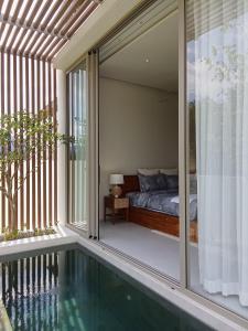 Swimmingpoolen hos eller tæt på Luxury Design 3 Bedroom Villa AB2