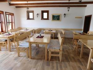 萨拉旅馆餐厅或其他用餐的地方