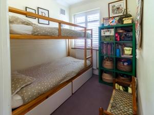 Voodi või voodid majutusasutuse Cosy Home w Stylish Interior – PassTheKeys toas