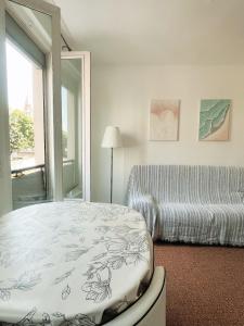 Ένα ή περισσότερα κρεβάτια σε δωμάτιο στο Center Paris 2 Bedrooms Flat Ideal for sightseeing