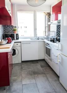 Η κουζίνα ή μικρή κουζίνα στο Cosy apartment - Montrouge +12 φωτογραφίες