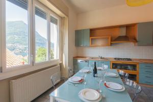 Η κουζίνα ή μικρή κουζίνα στο Villa Giovannina